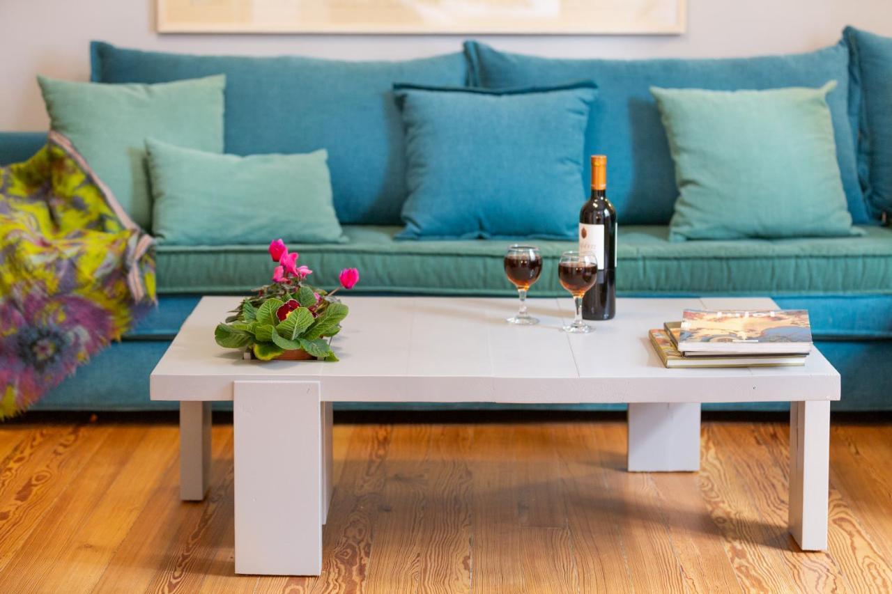 Hidesign Athens Apollon Luxury Apt In Plaka Acropolis Exterior foto